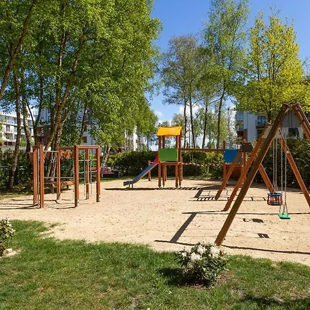 Blue Mare Black Deer Polanki 350 M Baltic Apartman Kołobrzeg